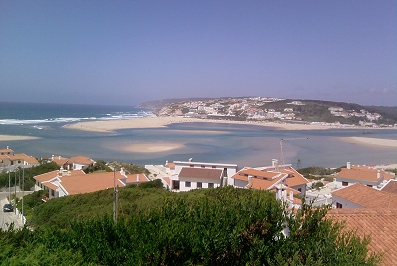 LIVING IN PORTUGAL